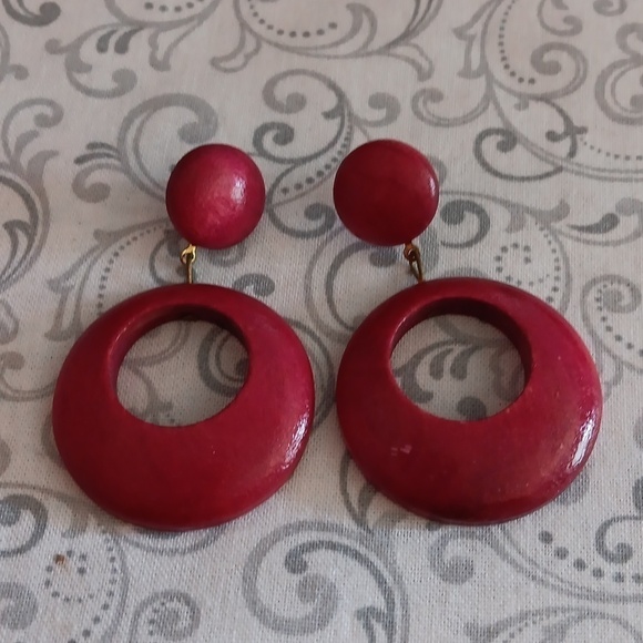 Vintage Red Dangle Circle Earrings - Picture 1 of 5